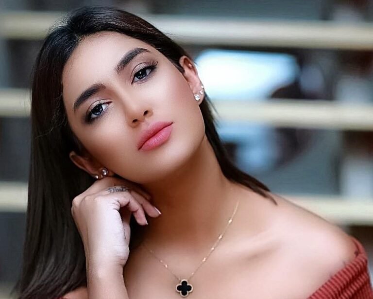 “معاشرے نے مردوں کو مشین بنا دیا ہے”، متھیرا کا مردوں کی ذہنی صحت پر اہم بیان