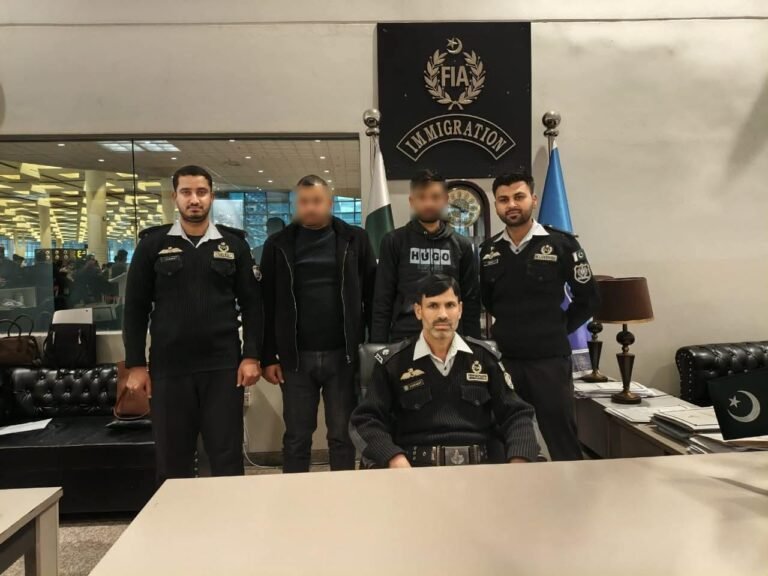اسلام آباد ایئرپورٹ پر مبینہ کرپشن کا نیٹ ورک بے نقاب، 2 کروڑ روپے نقد برآمد